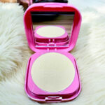 Kashees BB HD Matte and Poreless 2 In 1 Face Powder | Lightweight Long Lasting Compact for Flawless Skin - Image 2