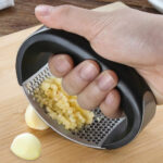 Garlic Press Grater Slicer Plastic Manual Grinder Kitchen Tool - Image 3