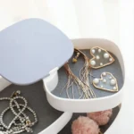 360 Degree Rotating Jewellery Organizer Storage Box with Mirror - Image 3