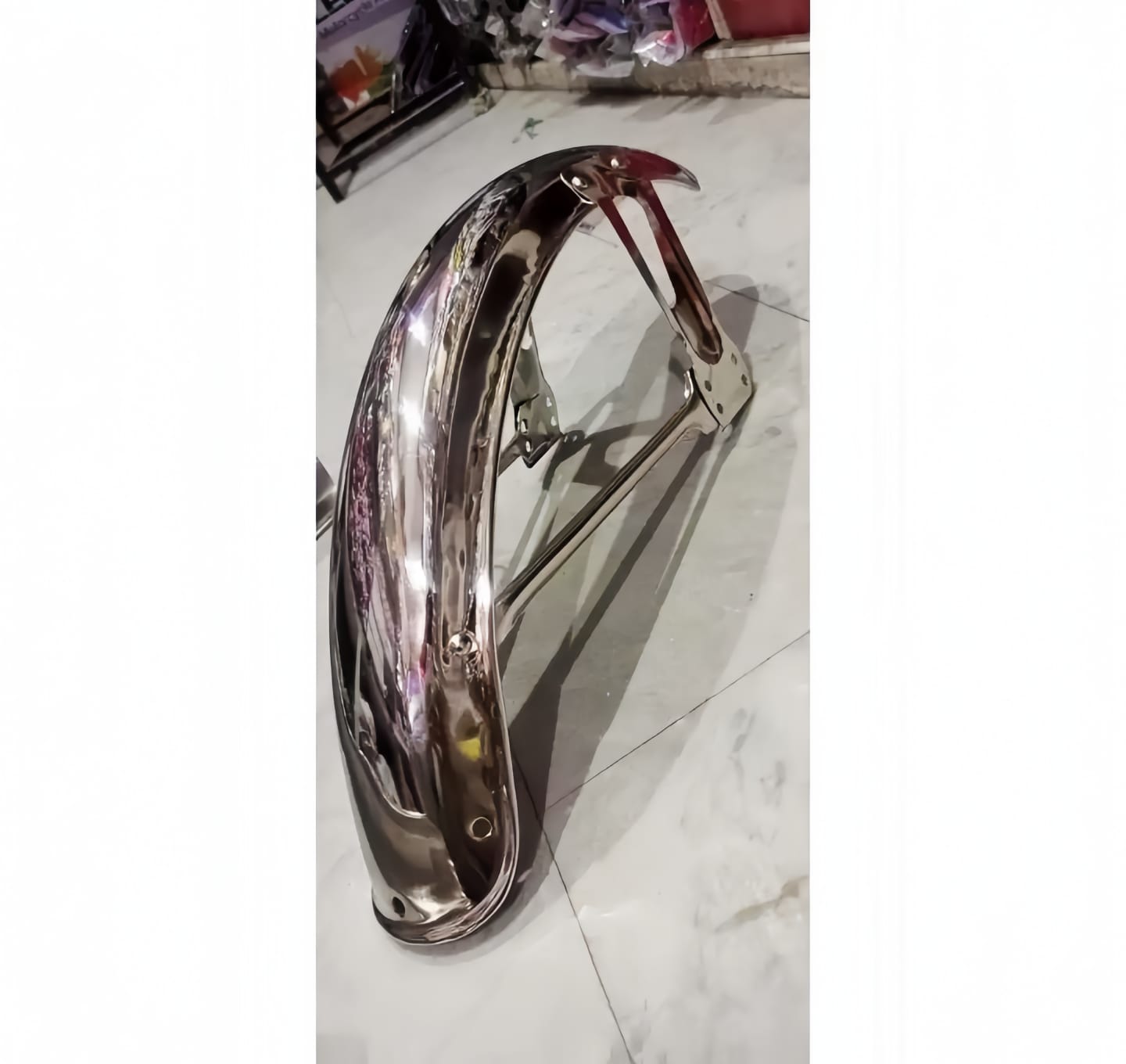 Front Cut Mudguard for 70cc and 125cc Cafe Racer Bikes Chrome Metal Mudguard Front Cut Mudguard for 70cc and 125cc Cafe Racer Bikes Chrome Metal Mudguard