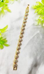 Imported Exquisite Adjustable Heart Crystal Bracelet for Girls and Women Elegant Jewelry