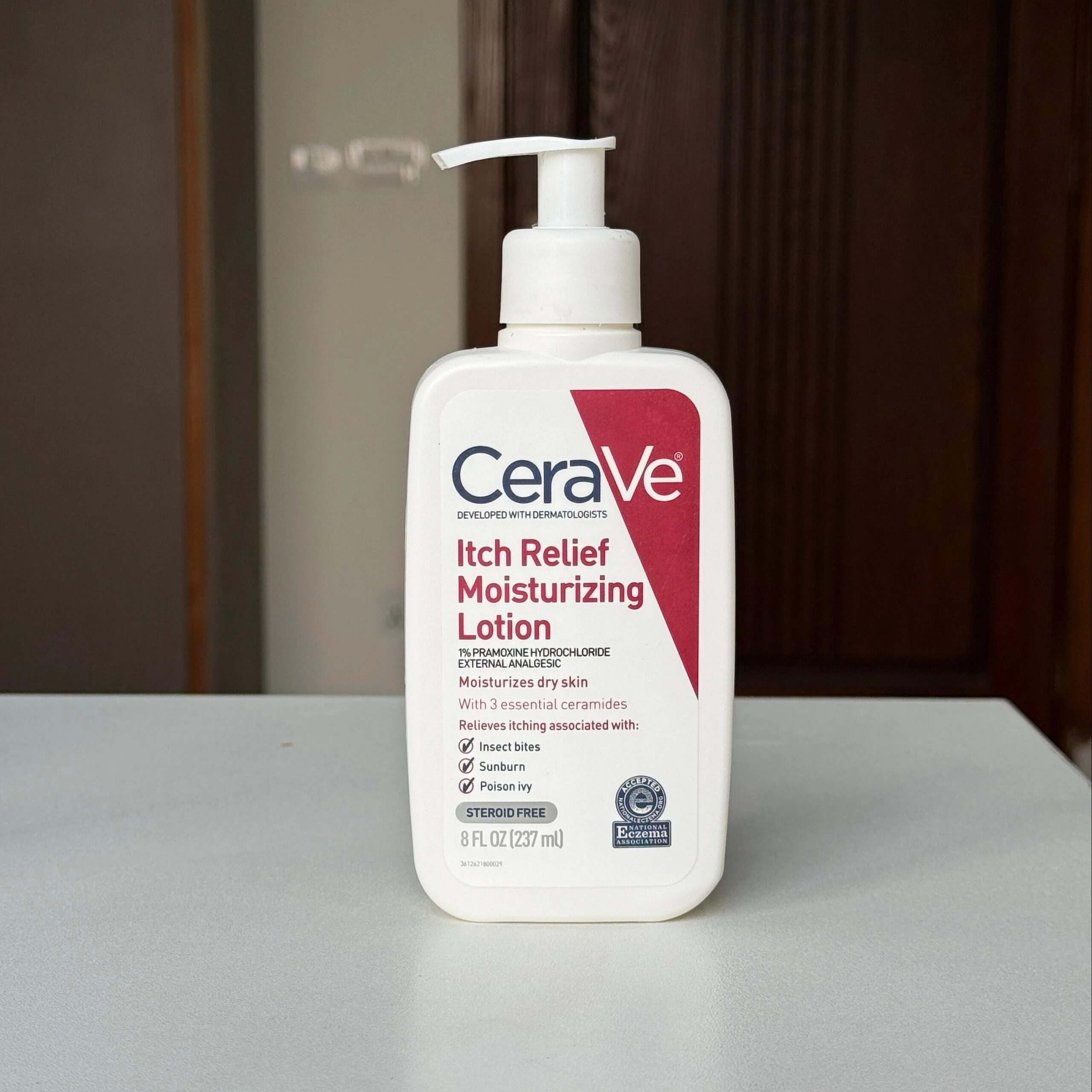CeraVe Itch Relief Moisturizing Lotion 237ml, Fast-Acting Relief for Dry & Itchy Skin with Ceramides, Niacinamide & Hyaluronic Acid CeraVe Itch Relief Moisturizing Lotion 237ml, Fast-Acting Relief for Dry & Itchy Skin with Ceramides, Niacinamide & Hyaluronic Acid
